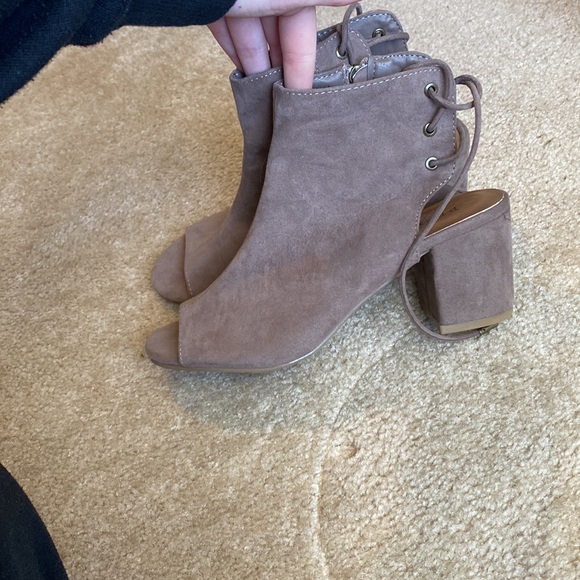 Chunky open toe booties - Picture 2 of 5